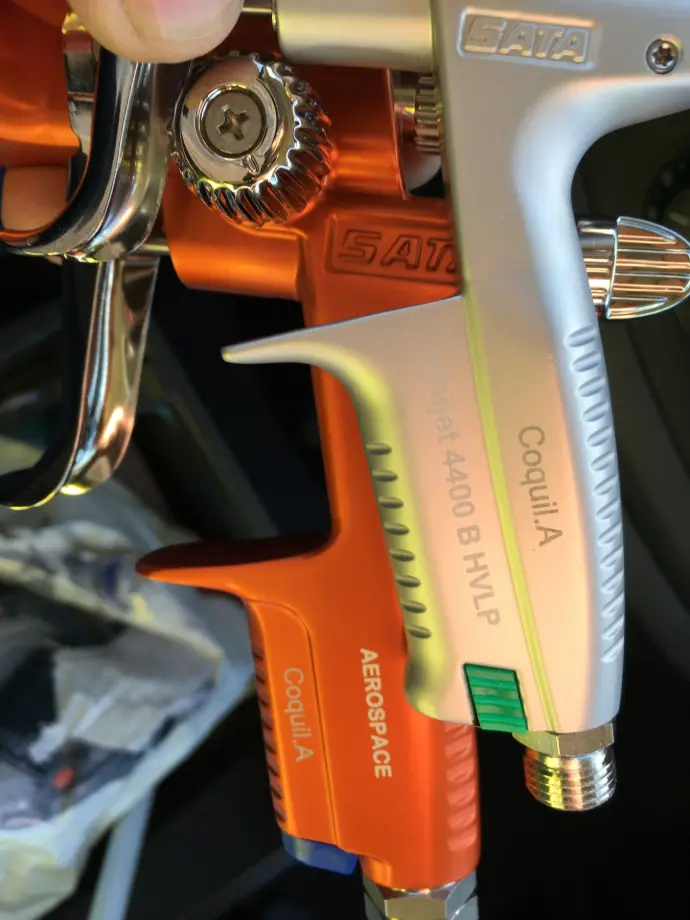 Gravure sur pistolet SATAminijet4400 et SATAjet1000 B RP Aerospace