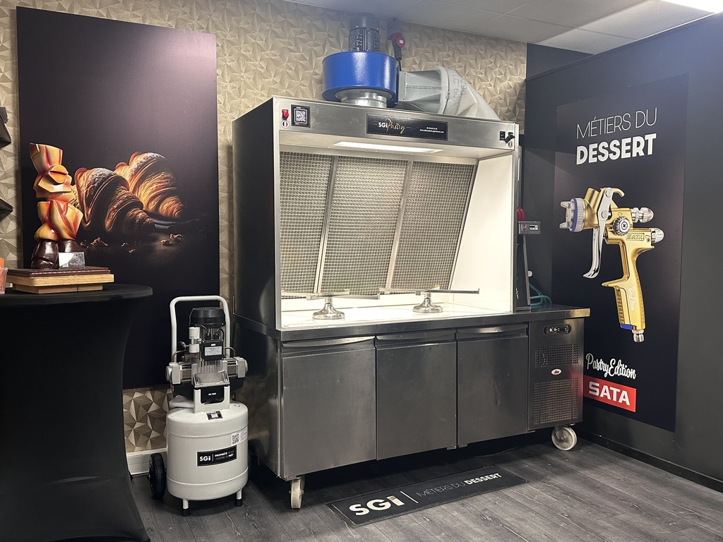 Hotte Deluxe alimentaire 1.5m - Double filtration - Cadres Tout Inox Nouvelle Génération - Triphasée